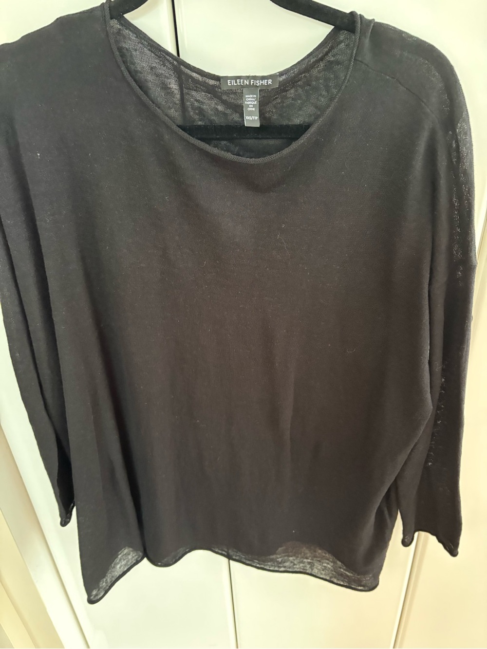 EILEEN FISHER Black Long-Sleeve Lightweight Crew Top